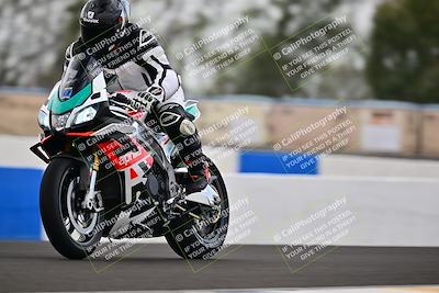 media/Apr-18-2025-TrackDaz (Fri) [[45f5874c44]]/B Group/Session 4 (Turn 6 - Outside)/